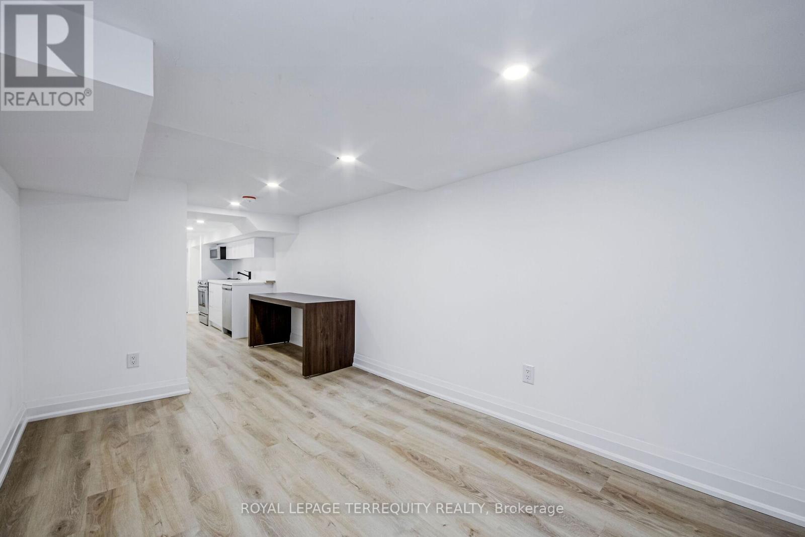 Bsmt - 288 Markham Street, Toronto, Ontario  M6J 2G6 - Photo 2 - C11901670