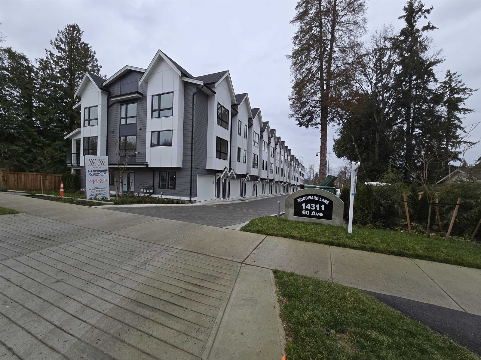 Property at 4 14311 60 AVENUE image 1