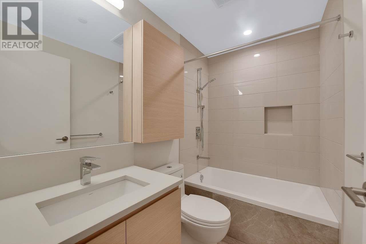 2107 2108 Gilmore Avenue, Burnaby, British Columbia  V5C 0N8 - Photo 15 - R2951604