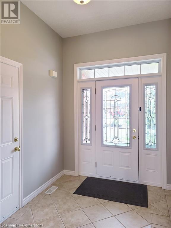 239 Buttercup Court, Waterloo, Ontario  N2V 2W8 - Photo 4 - 40686482