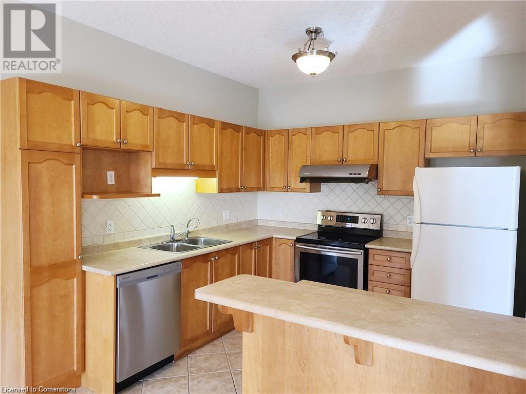 239 Buttercup Court, Waterloo, Ontario  N2V 2W8 - Photo 9 - 40686482