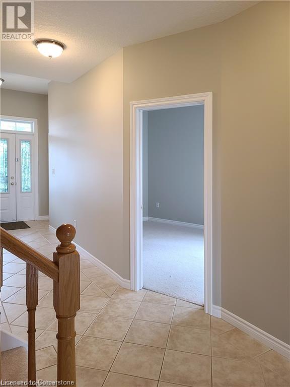 239 Buttercup Court, Waterloo, Ontario  N2V 2W8 - Photo 6 - 40686482