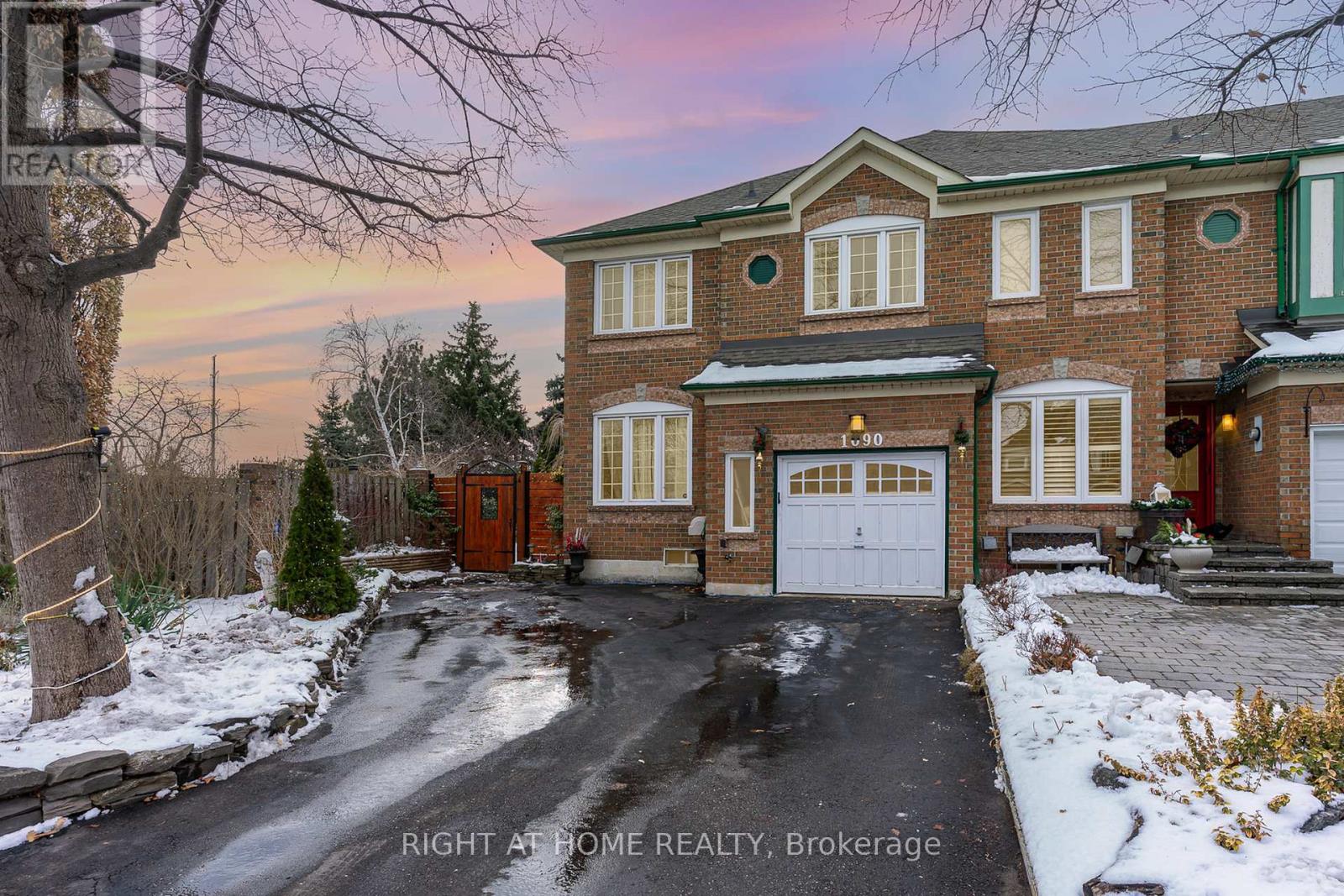 1090 GABLE DRIVE, Oakville, Ontario