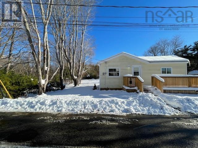 37 Franks Lane, Bridgewater, Nova Scotia  B4V 2R9 - Photo 4 - 202428576