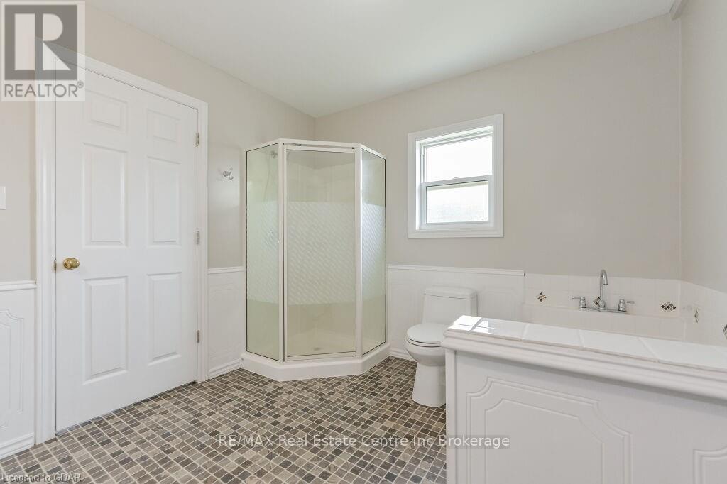 353 Wellington Street E, Wellington North, Ontario  N0G 2L2 - Photo 18 - X10877031