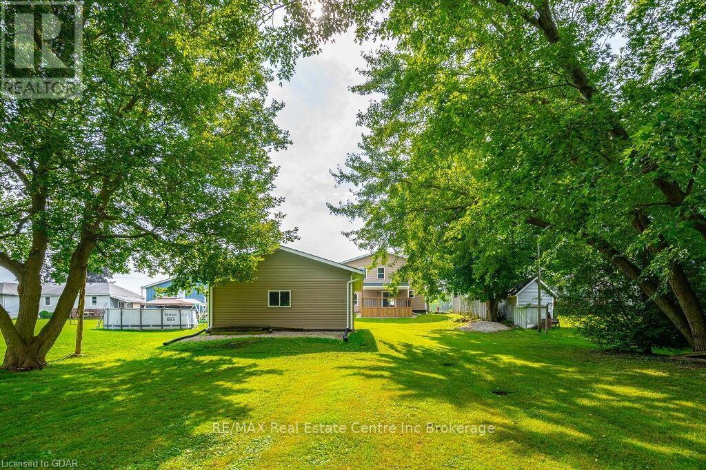 353 Wellington Street E, Wellington North, Ontario  N0G 2L2 - Photo 37 - X10877031