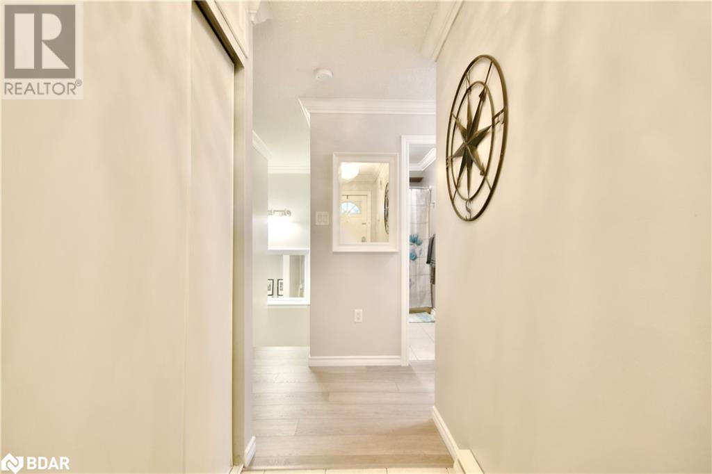 30 Loggers Run Unit# 8, Barrie, Ontario  L4N 6W2 - Photo 8 - 40685485