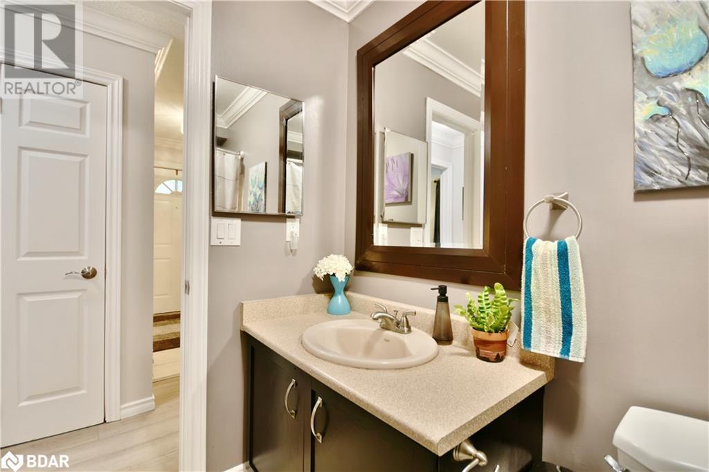 30 Loggers Run Unit# 8, Barrie, Ontario  L4N 6W2 - Photo 10 - 40685485