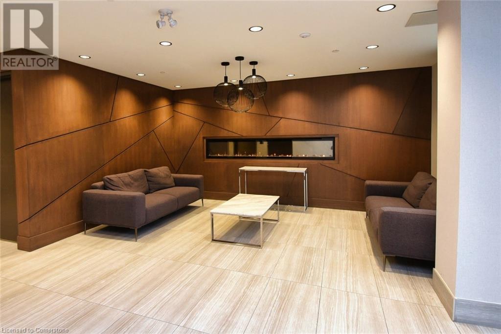 16 Markle Crescent Unit# 315Ancaster, Ontario  L9G 3K9 - Photo 4 - 40686573