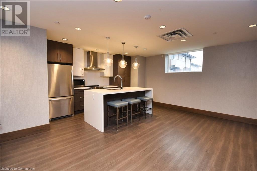 16 Markle Crescent Unit# 315Ancaster, Ontario  L9G 3K9 - Photo 12 - 40686573