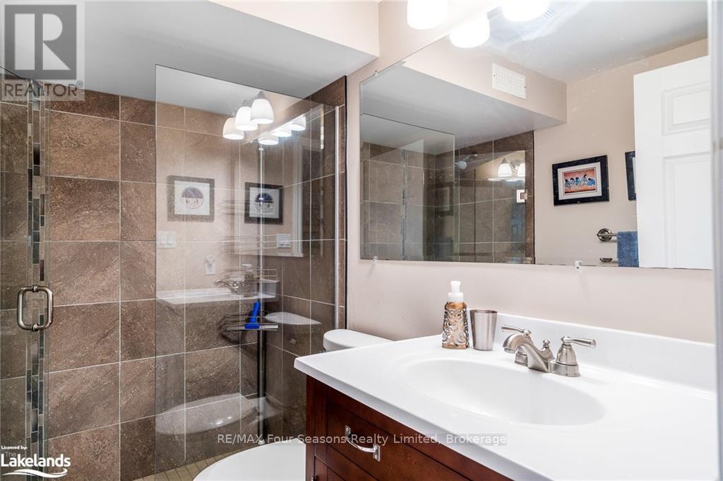988 Sixth Street, Clearview, Ontario  L9Y 3Y9 - Photo 35 - S10440022