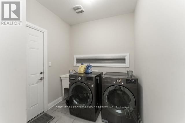 681 Thomas Slee Drive, Kitchener, Ontario  N2P 0J1 - Photo 18 - X11900444