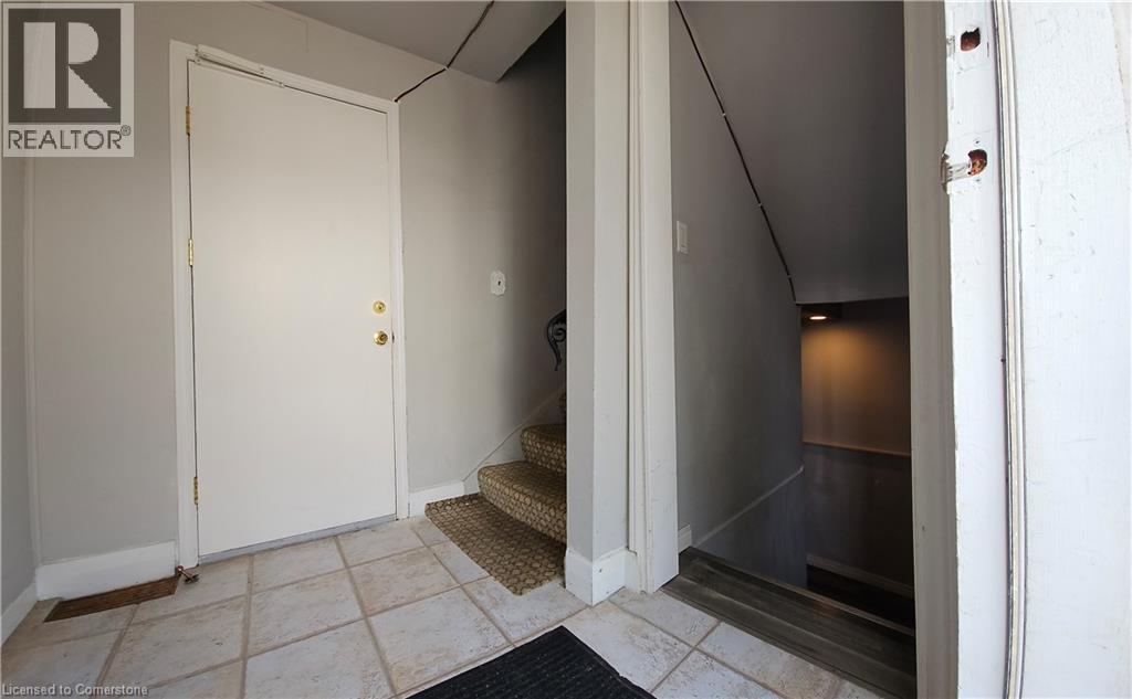 9 Don Street Unit# Basement, Dundas, Ontario  L9H 4N8 - Photo 3 - 40686585