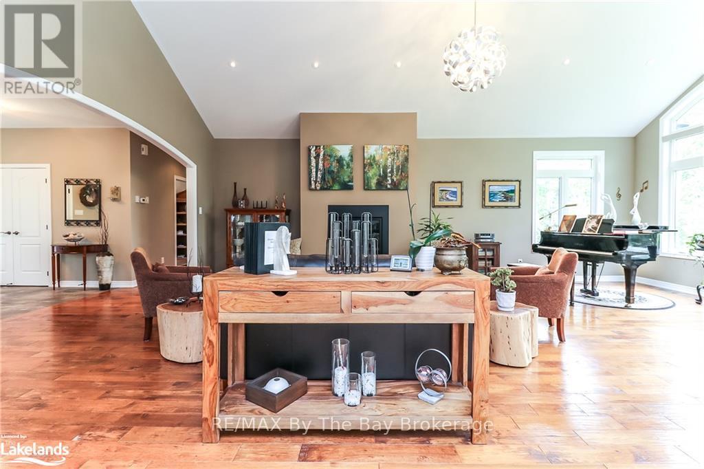 6169 27/28 Nottawasaga Side Road, Clearview, Ontario  L0M 1S0 - Photo 8 - S10434746