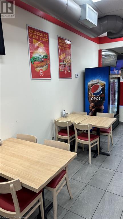 3017 New  Street, Burlington, Ontario  L7R 1K3 - Photo 4 - 40686556