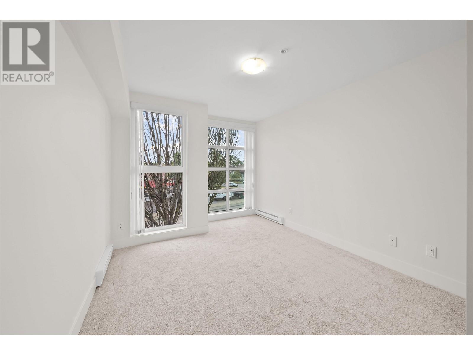 Property at 306 4338 COMMERCIAL STREET image 3