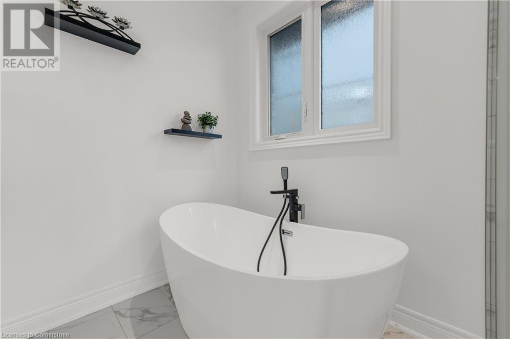 64 Bergenstein Crescent, Fonthill, Ontario  L0S 1E0 - Photo 29 - 40686467