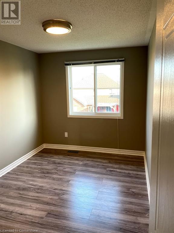 725 Angler Way, Waterloo, Ontario  N2K 4L6 - Photo 9 - 40686604