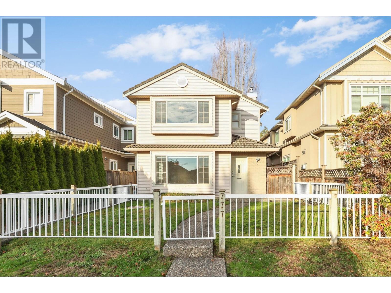 Listing Picture 2 of 27 : 777 W 69TH AVENUE, Vancouver / 溫哥華 - 魯藝地產 Yvonne Lu Group - MLS Medallion Club Member