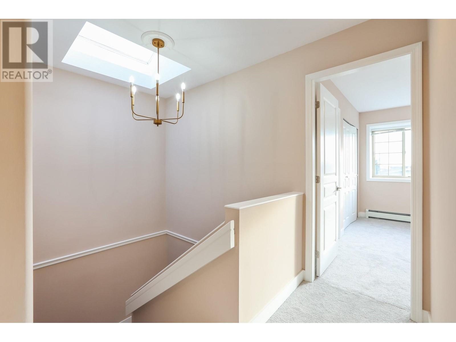 Listing Picture 25 of 27 : 777 W 69TH AVENUE, Vancouver / 溫哥華 - 魯藝地產 Yvonne Lu Group - MLS Medallion Club Member