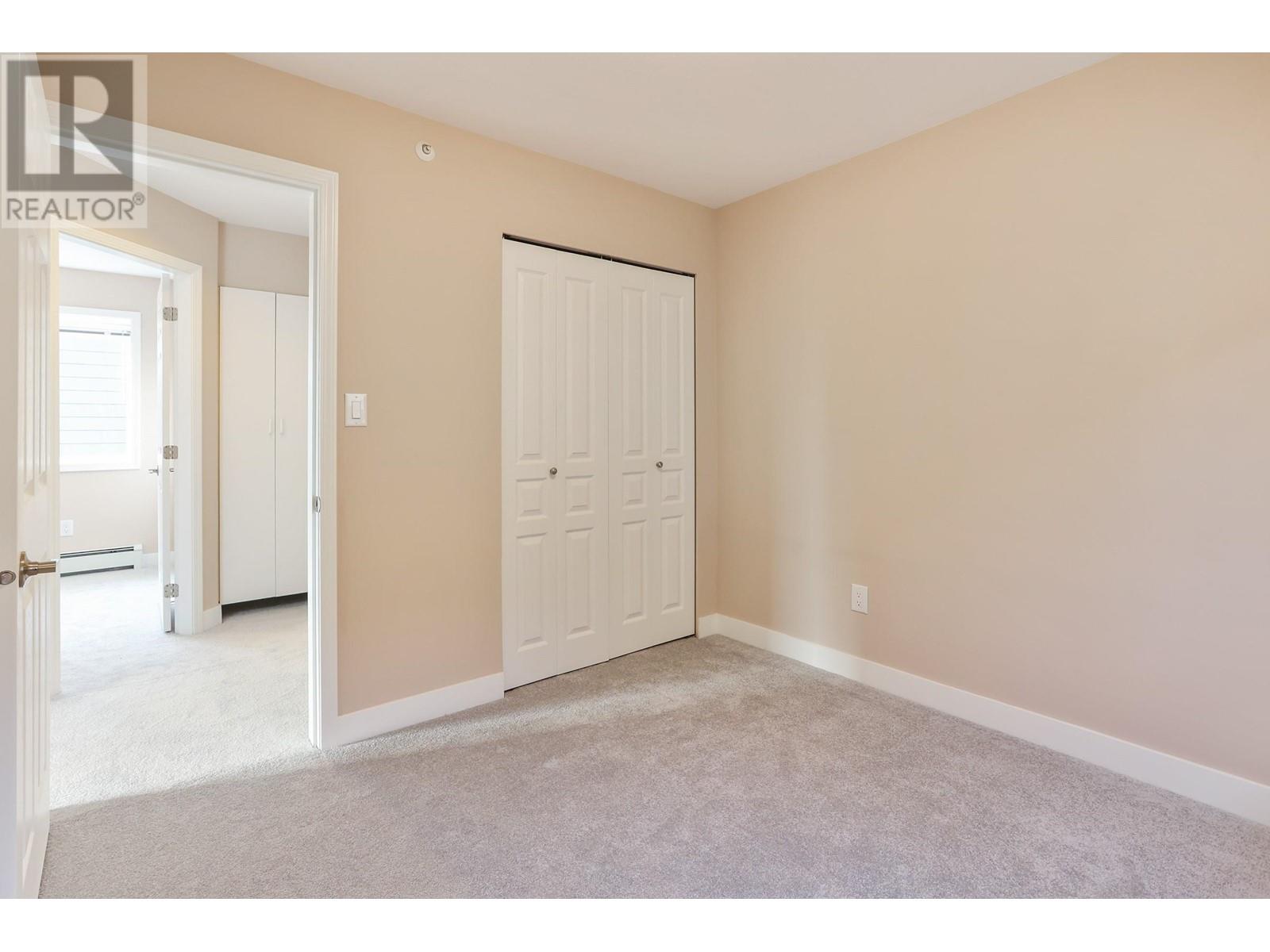 Listing Picture 21 of 27 : 777 W 69TH AVENUE, Vancouver / 溫哥華 - 魯藝地產 Yvonne Lu Group - MLS Medallion Club Member