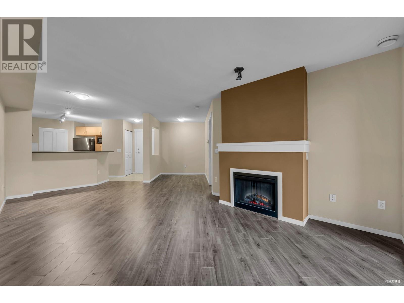 Listing Picture 22 of 37 : 315 9283 GOVERNMENT STREET, Burnaby / 本拿比 - 魯藝地產 Yvonne Lu Group - MLS Medallion Club Member