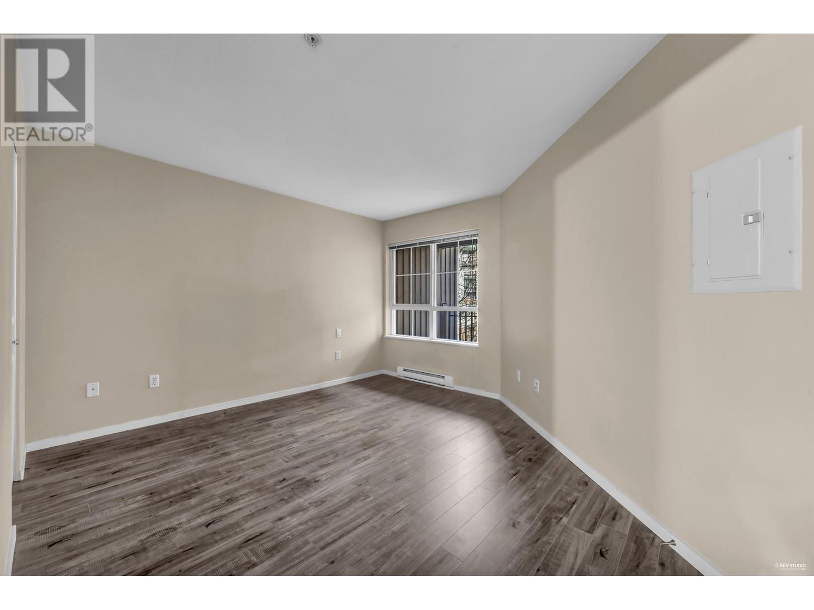Listing Picture 14 of 37 : 315 9283 GOVERNMENT STREET, Burnaby / 本拿比 - 魯藝地產 Yvonne Lu Group - MLS Medallion Club Member