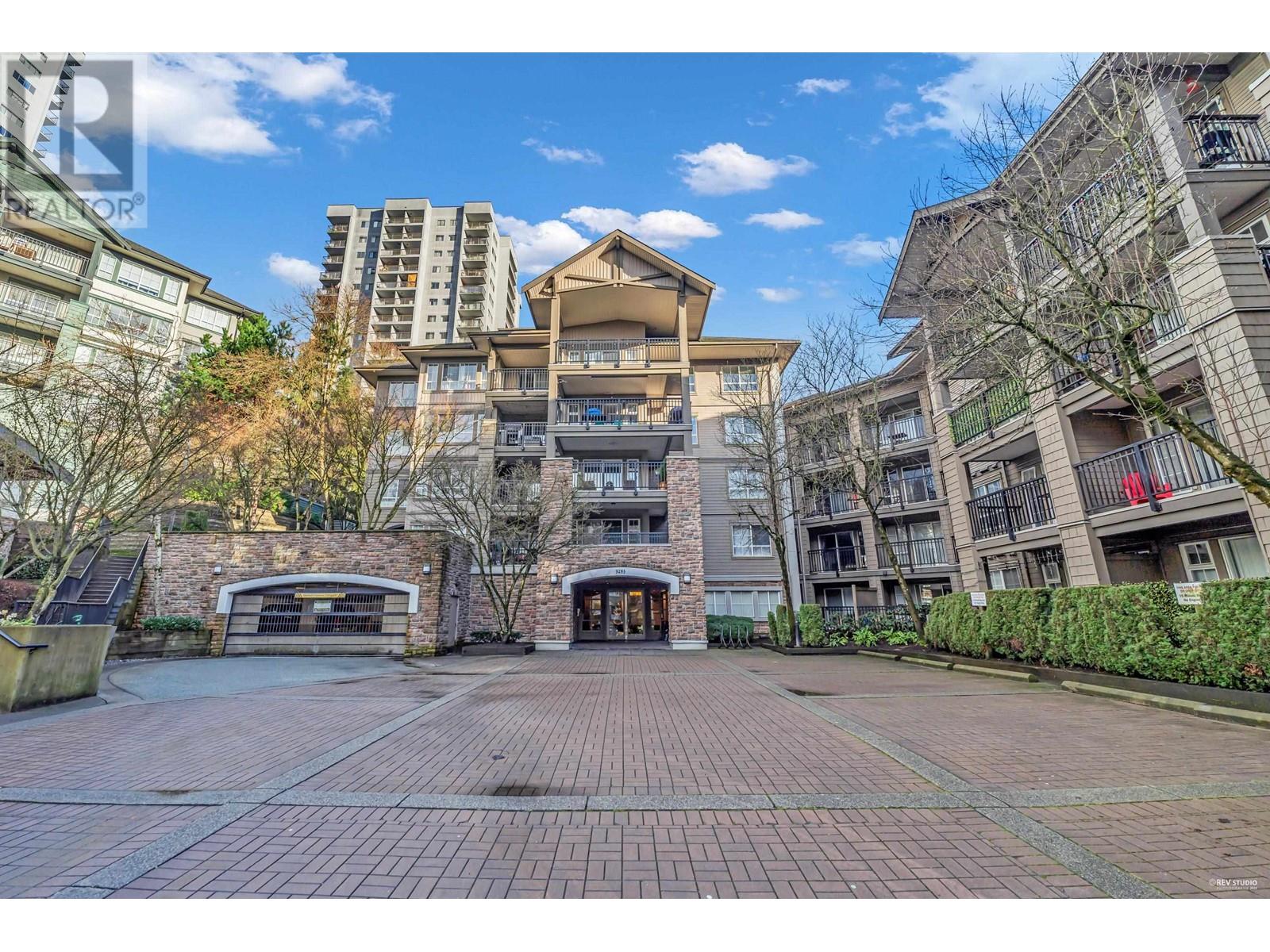 Listing Picture 35 of 37 : 315 9283 GOVERNMENT STREET, Burnaby / 本拿比 - 魯藝地產 Yvonne Lu Group - MLS Medallion Club Member