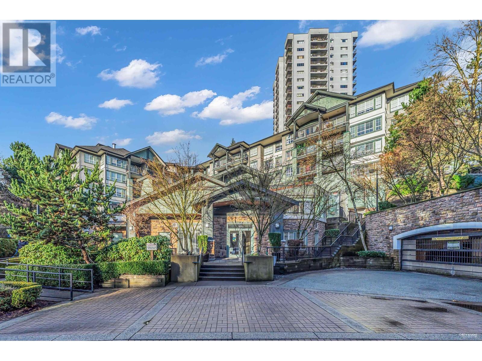 Listing Picture 34 of 37 : 315 9283 GOVERNMENT STREET, Burnaby / 本拿比 - 魯藝地產 Yvonne Lu Group - MLS Medallion Club Member