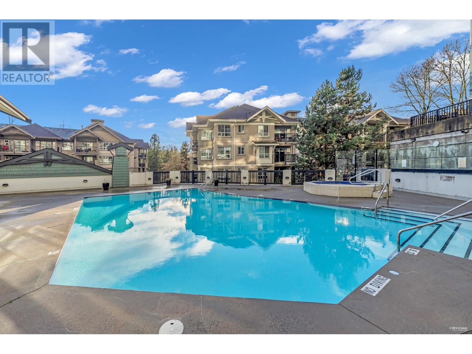 Listing Picture 32 of 37 : 315 9283 GOVERNMENT STREET, Burnaby / 本拿比 - 魯藝地產 Yvonne Lu Group - MLS Medallion Club Member