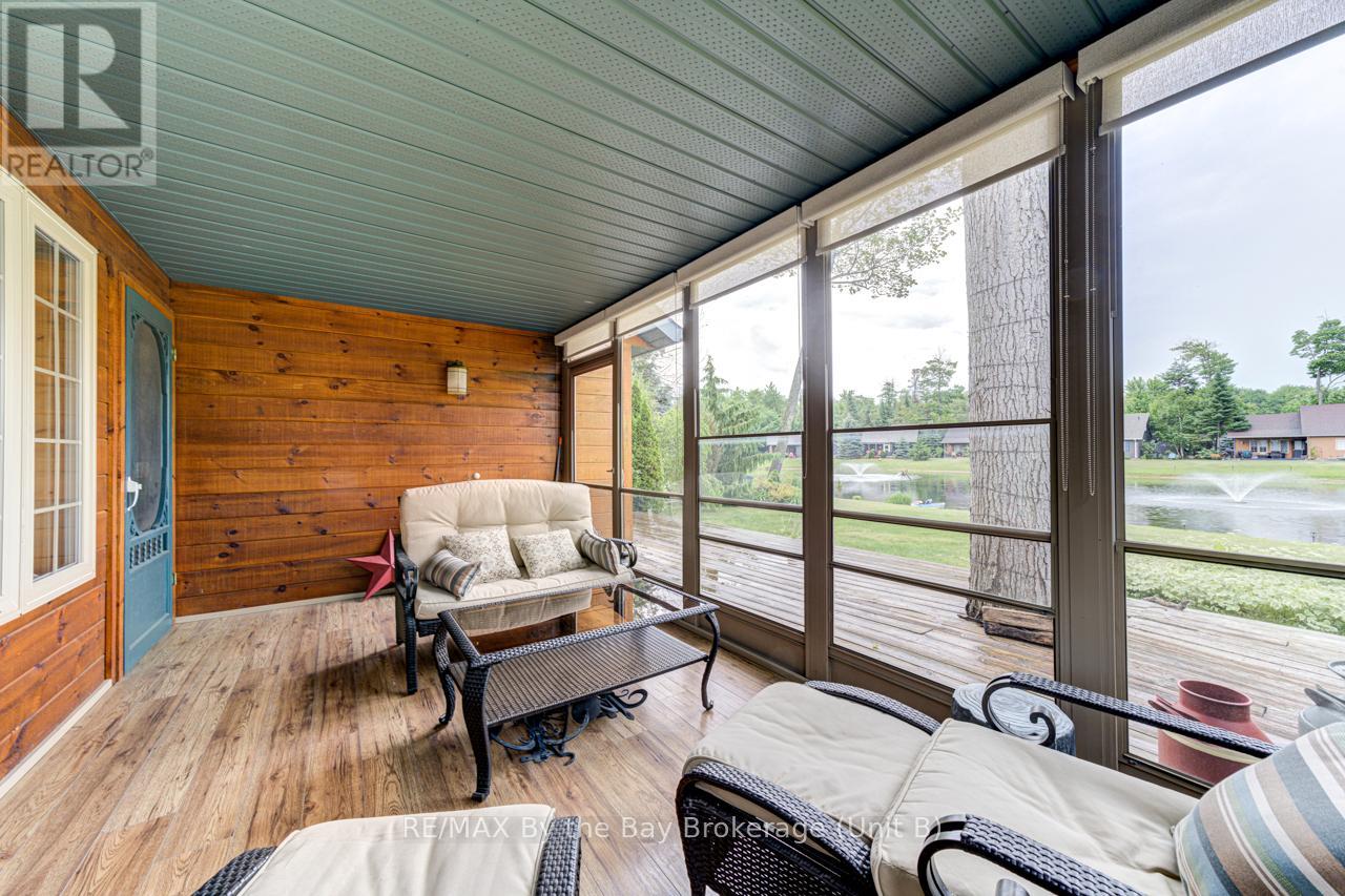 19 Cabin Crescent, Wasaga Beach, Ontario  L9Z 1X7 - Photo 17 - S10440071