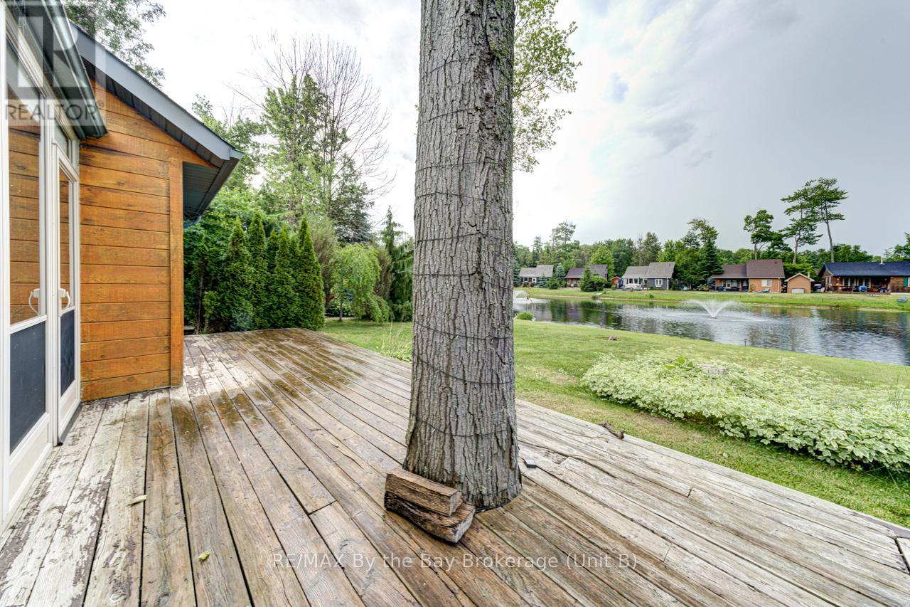 19 Cabin Crescent, Wasaga Beach, Ontario  L9Z 1X7 - Photo 18 - S10440071