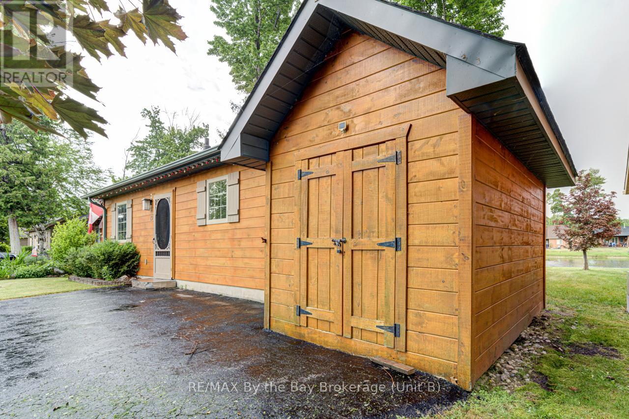 19 Cabin Crescent, Wasaga Beach, Ontario  L9Z 1X7 - Photo 21 - S10440071