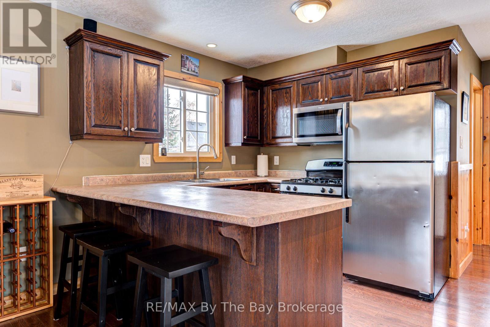 11 Temagami Trail, Wasaga Beach, Ontario  L9Z 1X7 - Photo 10 - S10440028