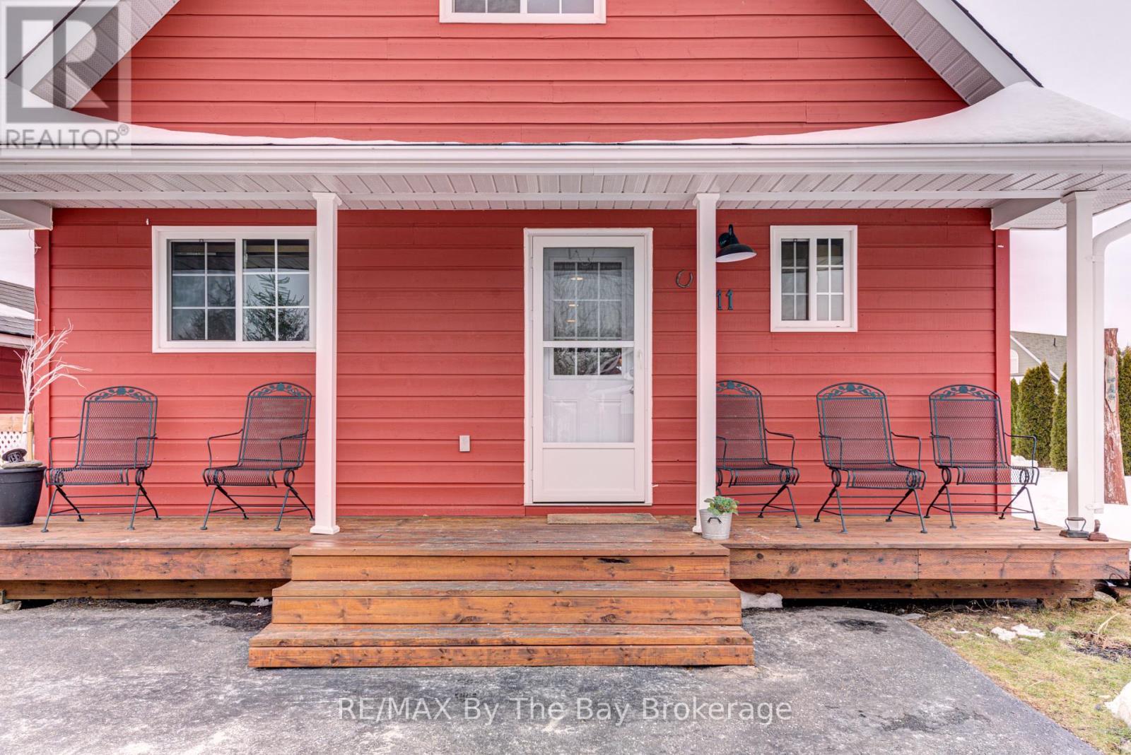 11 Temagami Trail, Wasaga Beach, Ontario  L9Z 1X7 - Photo 2 - S10440028
