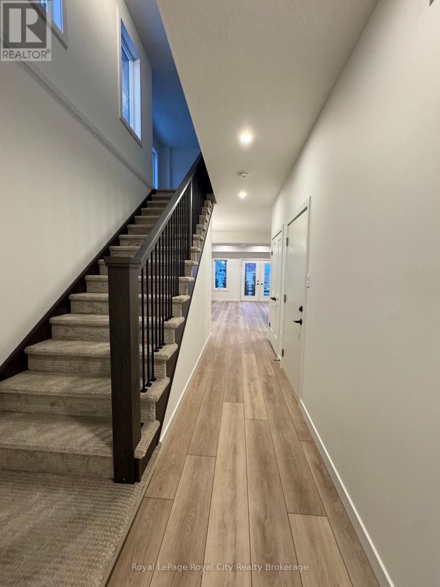 27 Fieldstone Lane, Centre Wellington, Ontario  N0B 1S0 - Photo 4 - X11879886