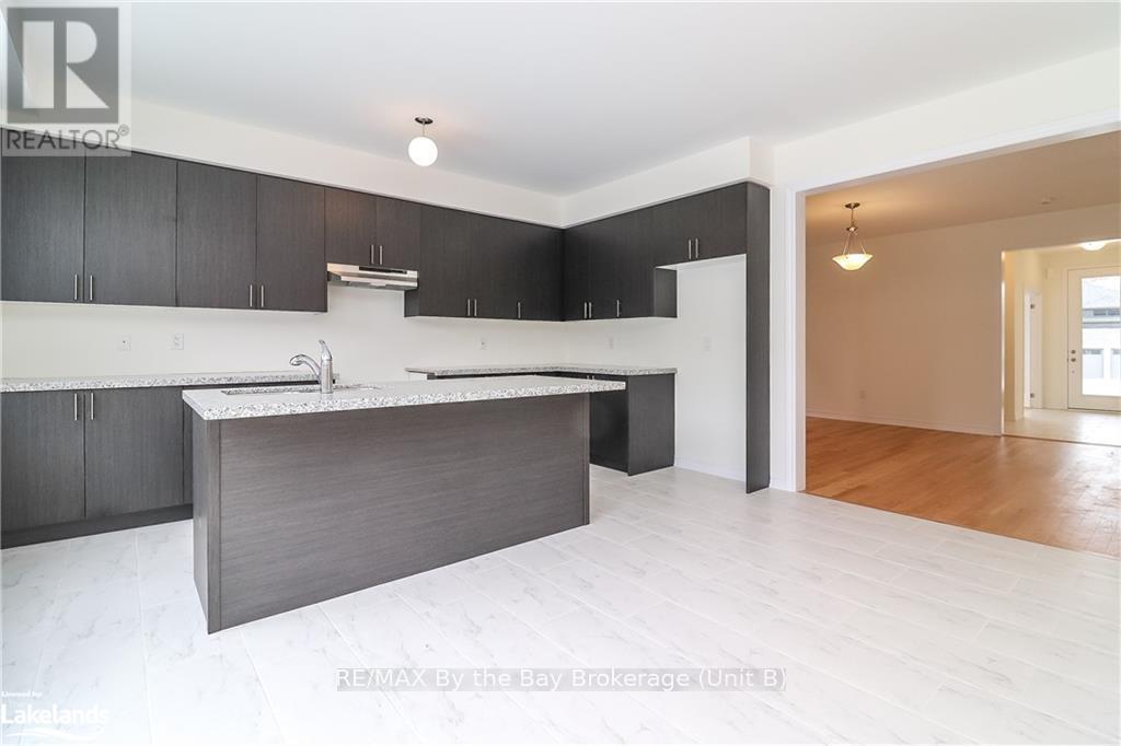 151 Rosanne Circle, Wasaga Beach, Ontario  L9Z 0N1 - Photo 12 - S10436295