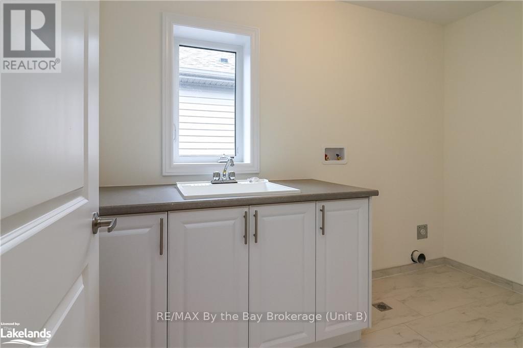 151 Rosanne Circle, Wasaga Beach, Ontario  L9Z 0N1 - Photo 34 - S10436295