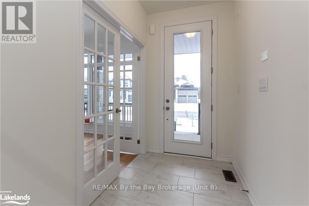 151 Rosanne Circle, Wasaga Beach, Ontario  L9Z 0N1 - Photo 7 - S10436295