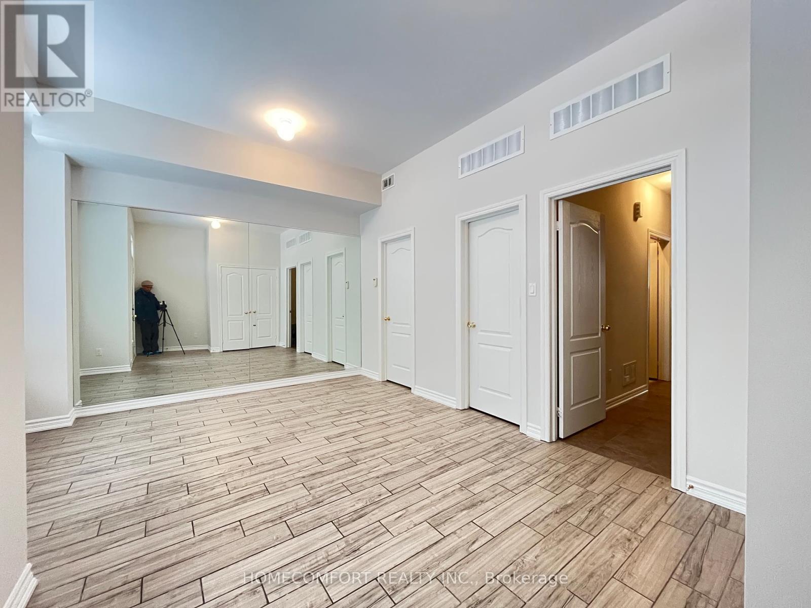 Property at 10397 WOODBINE AVENUE image 5