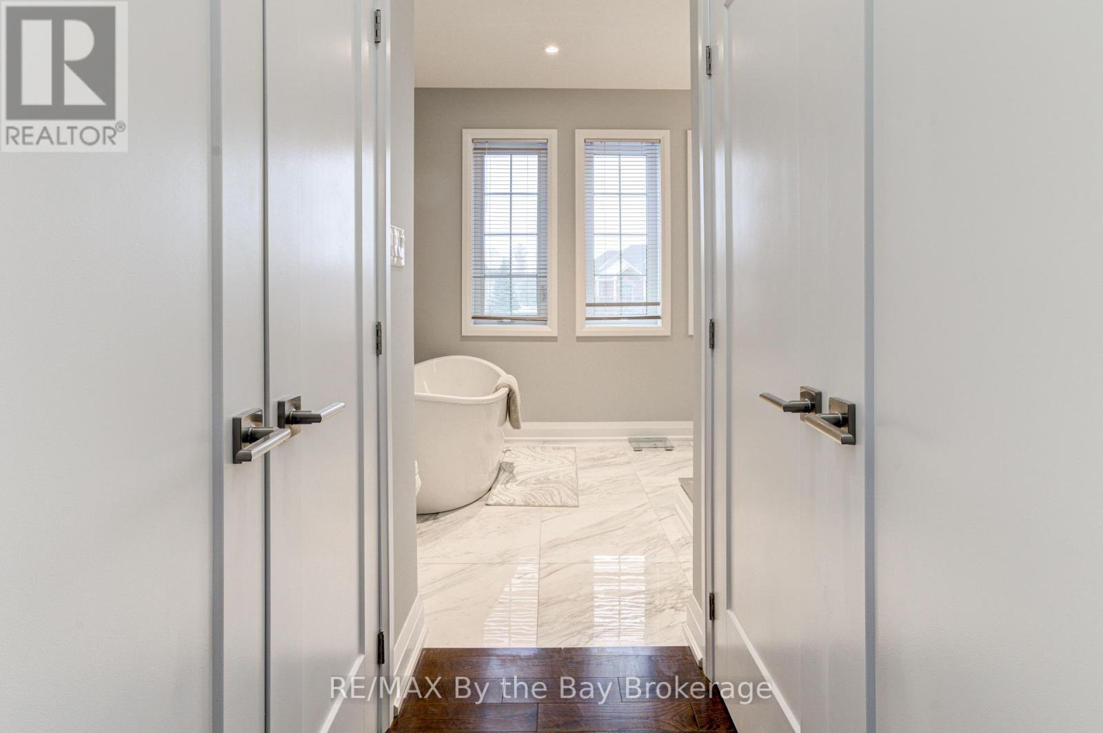 16 Walnut Drive, Wasaga Beach, Ontario  L9Z 0A9 - Photo 26 - S11902095