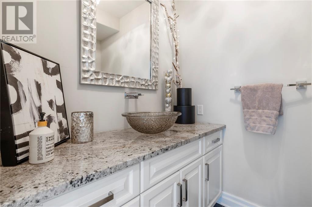 1479 Merrittville Hwy, Thorold, Ontario  L3B 5N5 - Photo 13 - 40686537