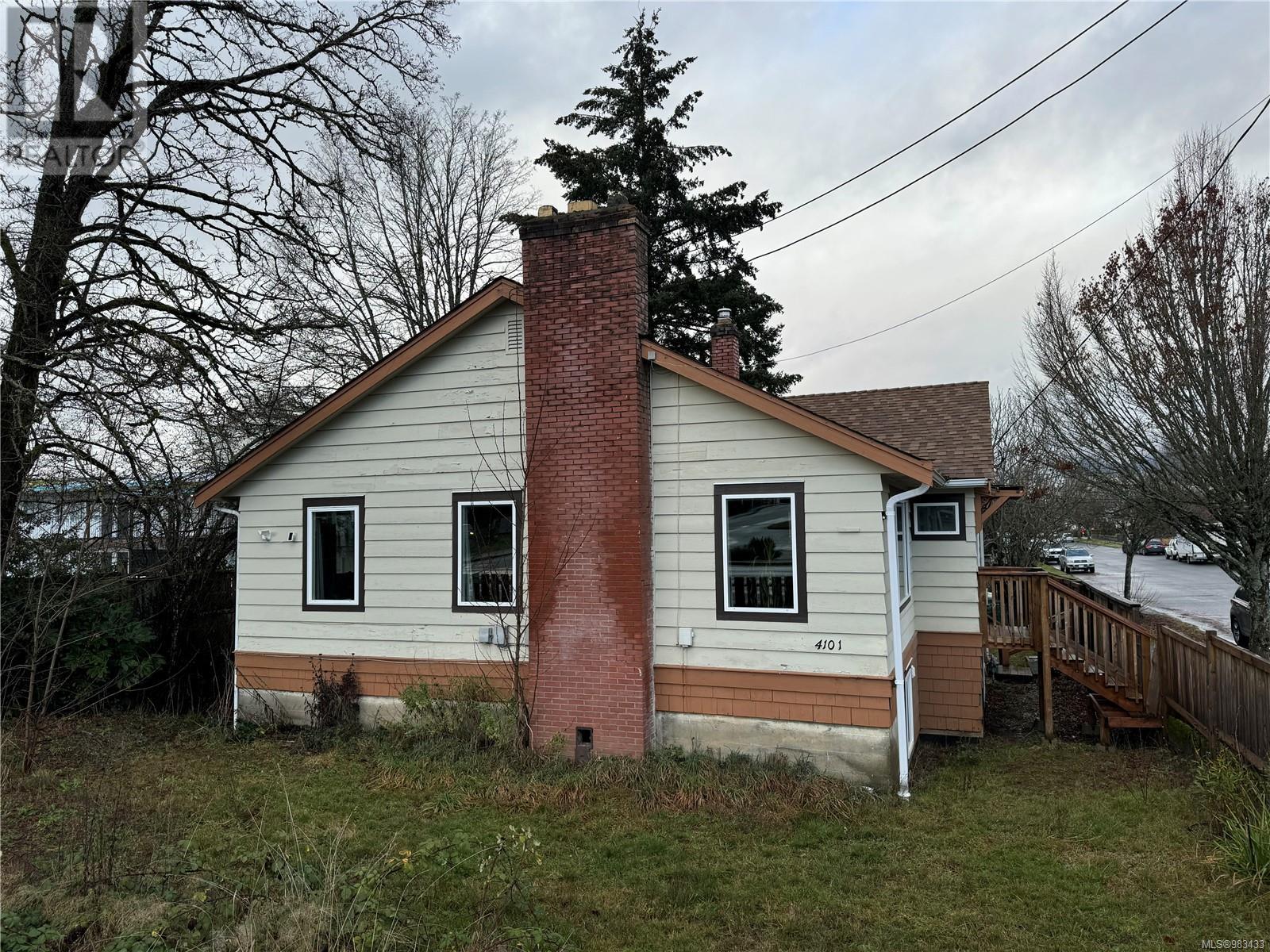 Property at 4101 Redford St image 3