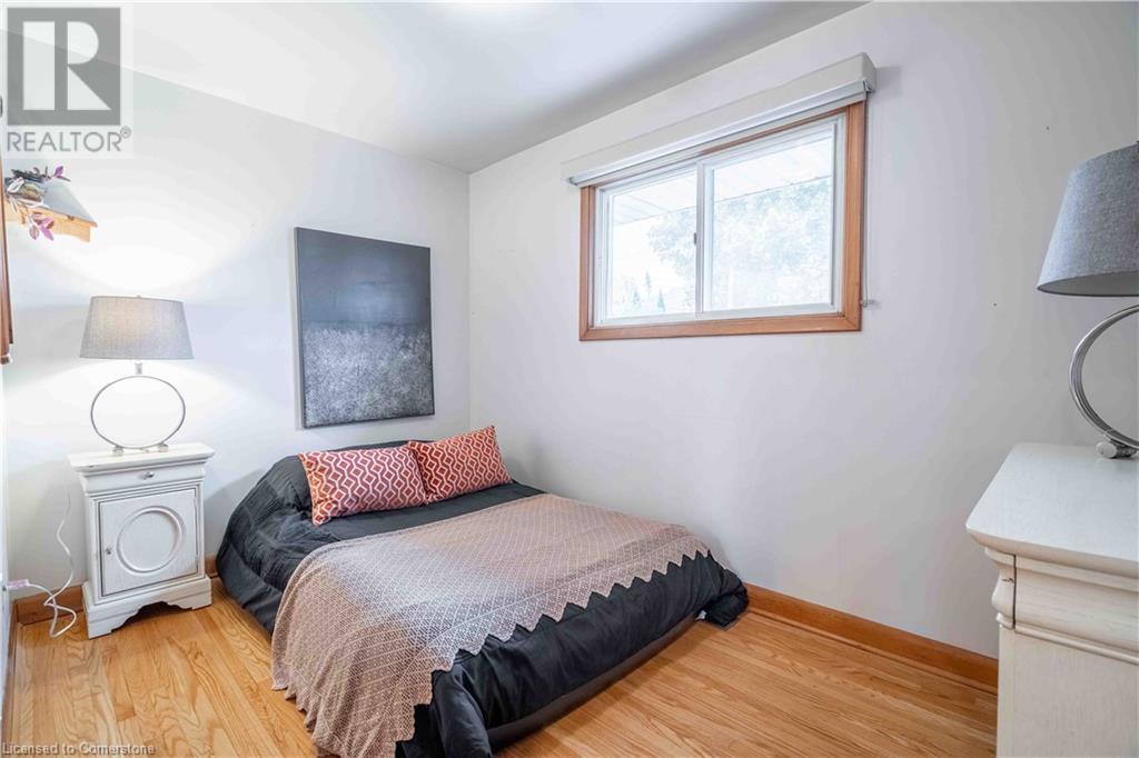 10 Salmond Court, Hamilton, Ontario  L8T 2J7 - Photo 23 - 40673167