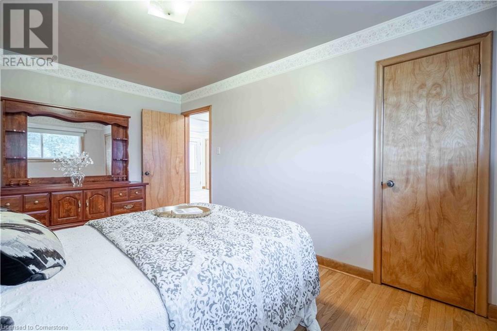 10 Salmond Court, Hamilton, Ontario  L8T 2J7 - Photo 19 - 40673167