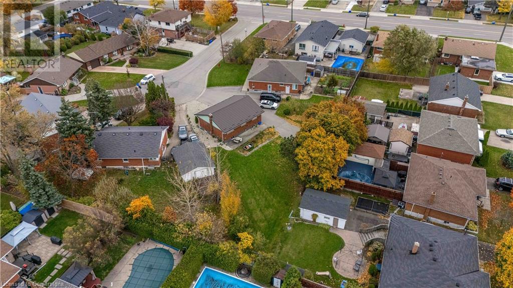 10 Salmond Court, Hamilton, Ontario  L8T 2J7 - Photo 47 - 40673167