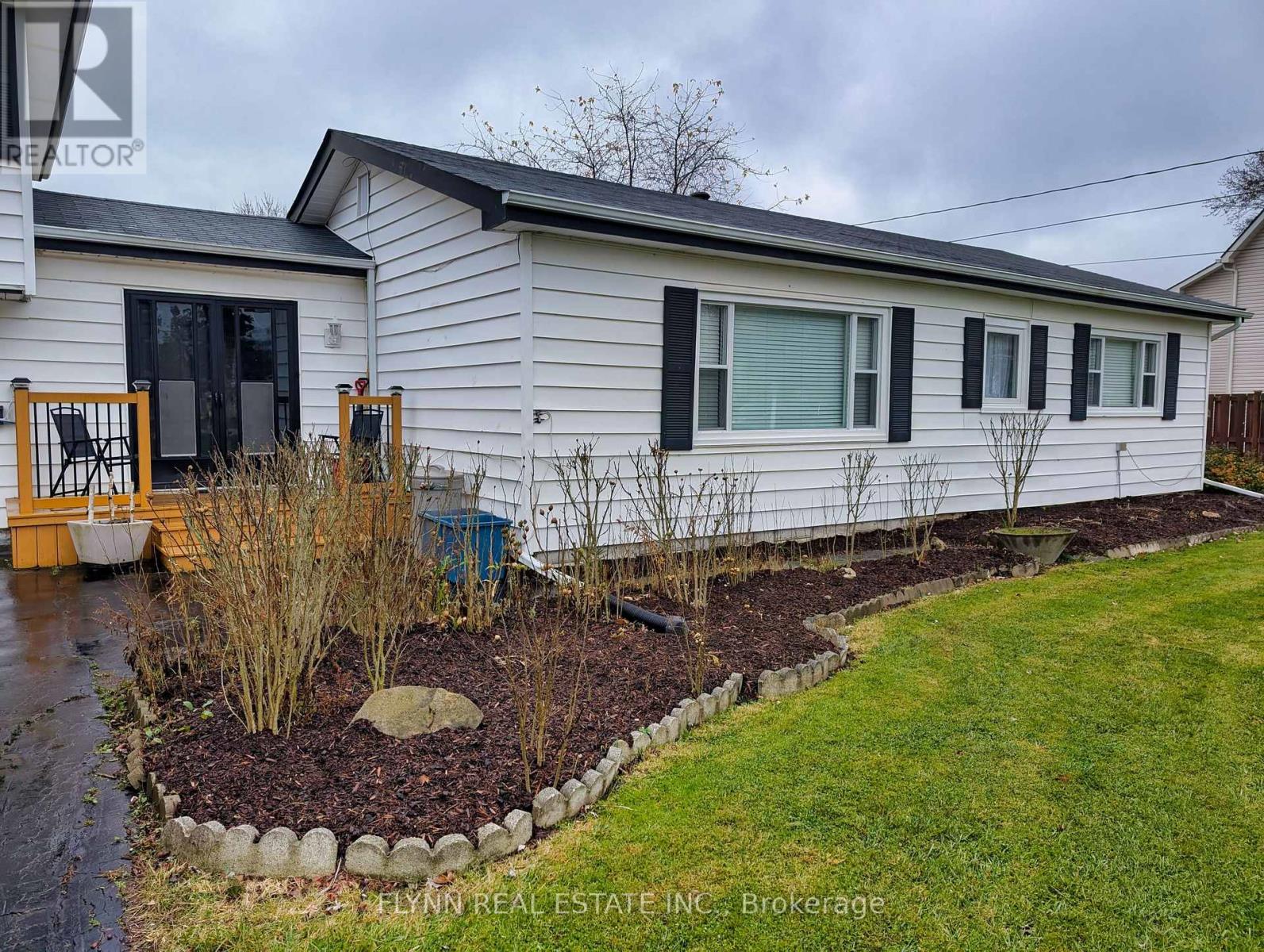 Property at 1399 PHILLIPS STREET image 3