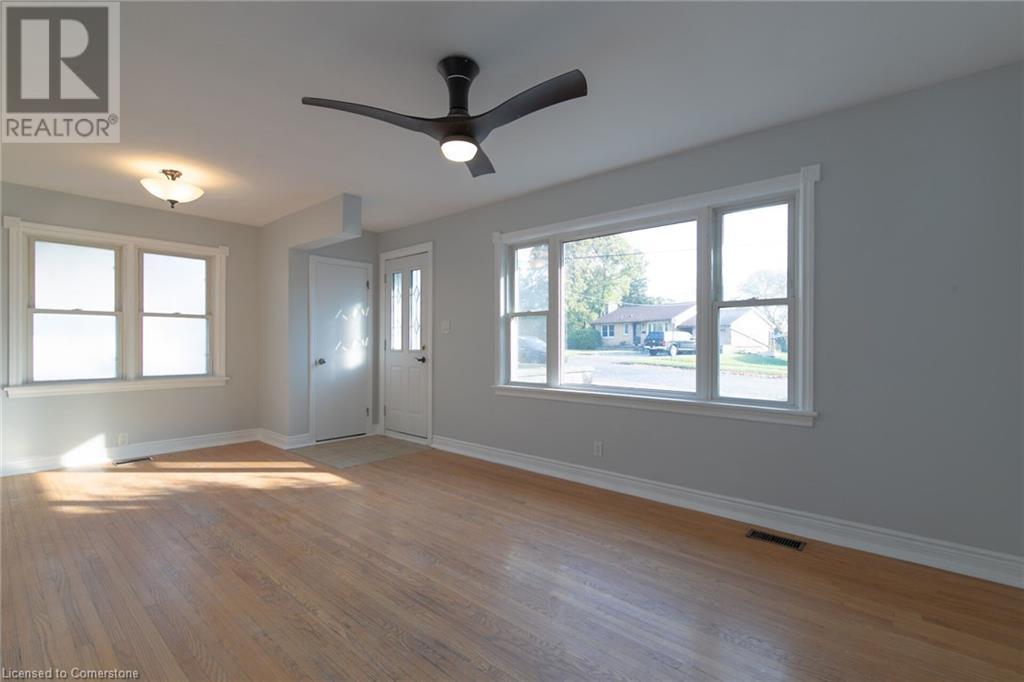 112 Vancouver Drive, Guelph, Ontario  N1E 2G3 - Photo 6 - 40671627