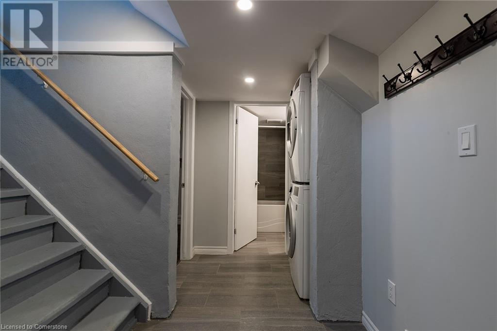 112 Vancouver Drive, Guelph, Ontario  N1E 2G3 - Photo 24 - 40671627