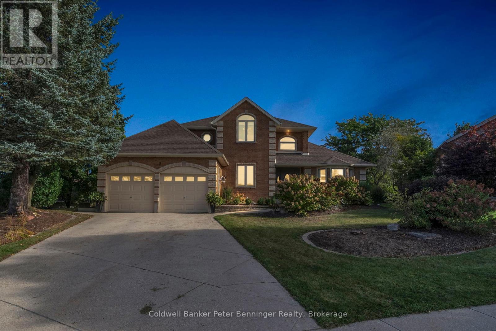 275 4th St Crescent, Hanover, Ontario  N4N 3S9 - Photo 36 - X11902232